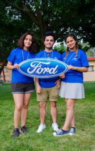 Ford intentará evitar la fuga de cerebros con dos proyectos solidarios