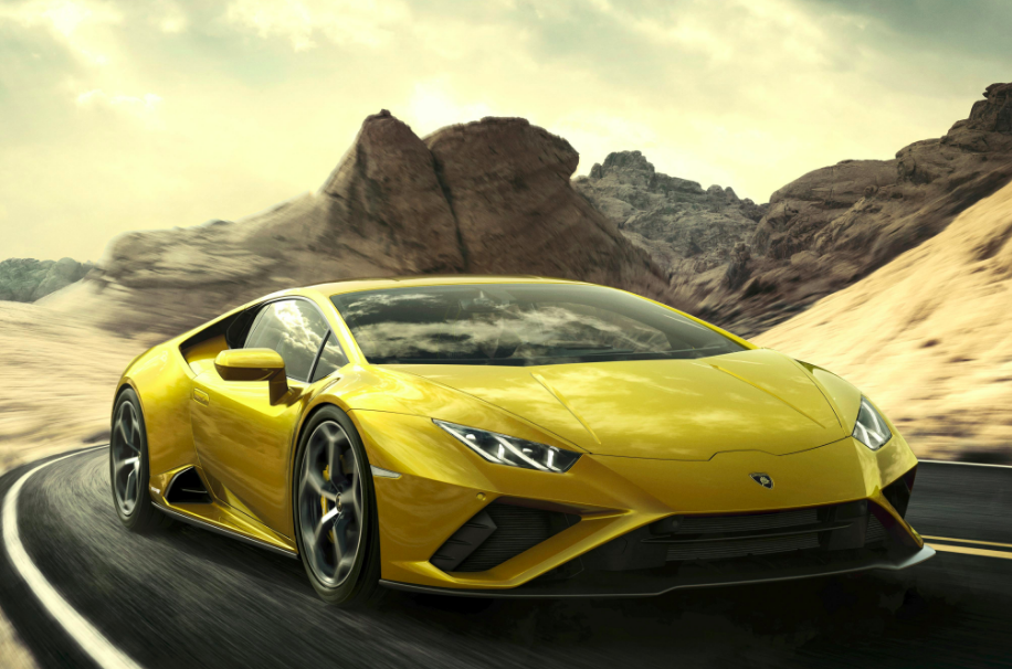Un Lamborghini Huracán Evo de color amarillo